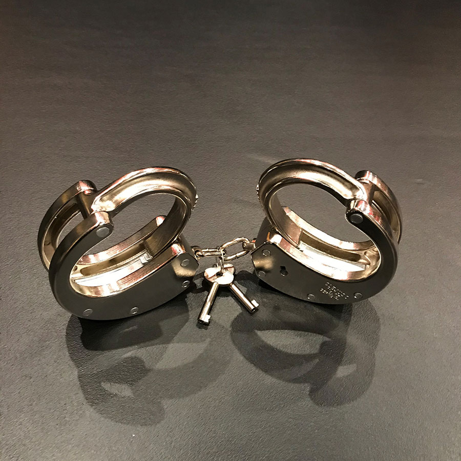 Handcuffs - Clejuso Handcuffs - Clejuso