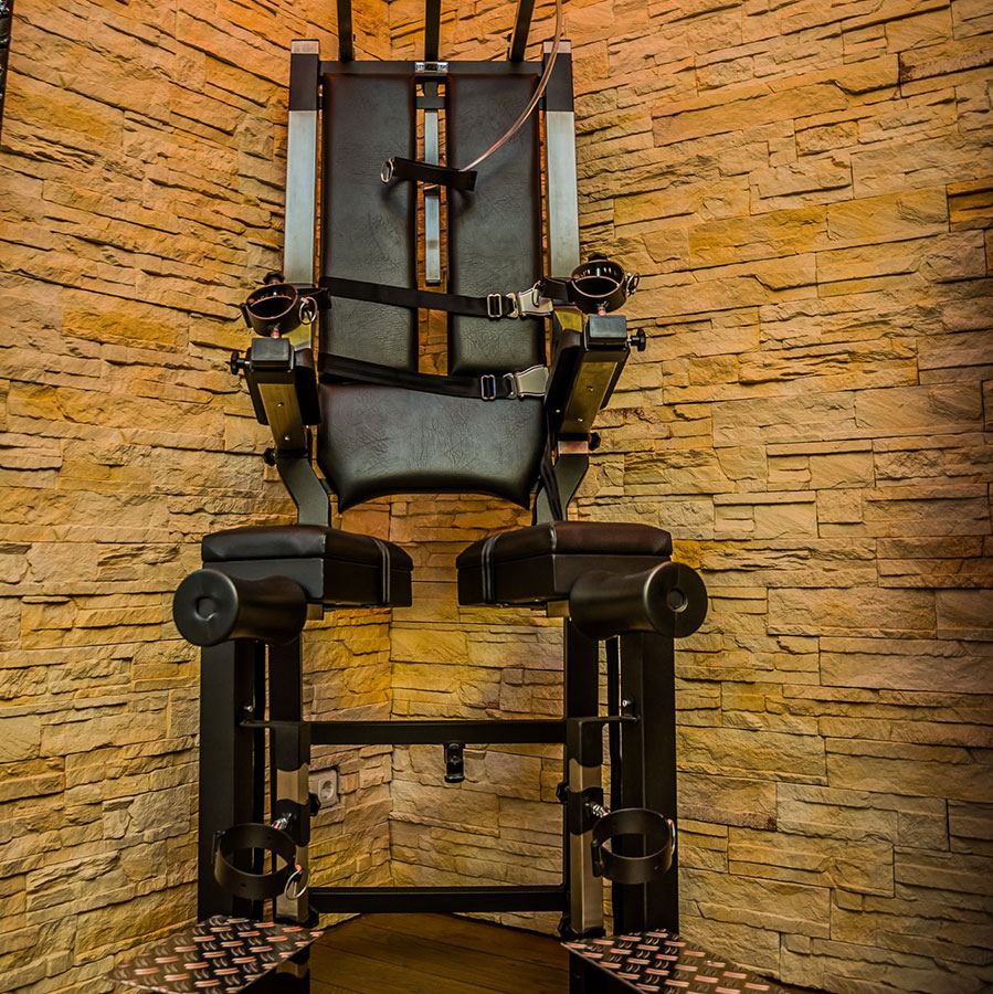 Slave chair - by Stylefetish Slave chair - by Stylefetish